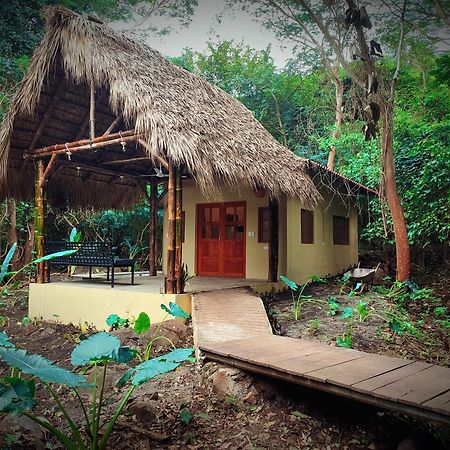 Raindance Hostel Santa Cruz Εξωτερικό φωτογραφία