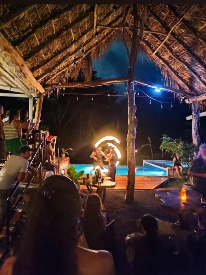 Raindance Hostel Santa Cruz Εξωτερικό φωτογραφία
