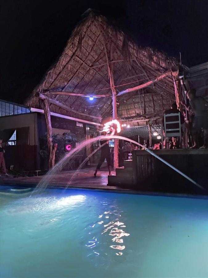 Raindance Hostel Santa Cruz Εξωτερικό φωτογραφία