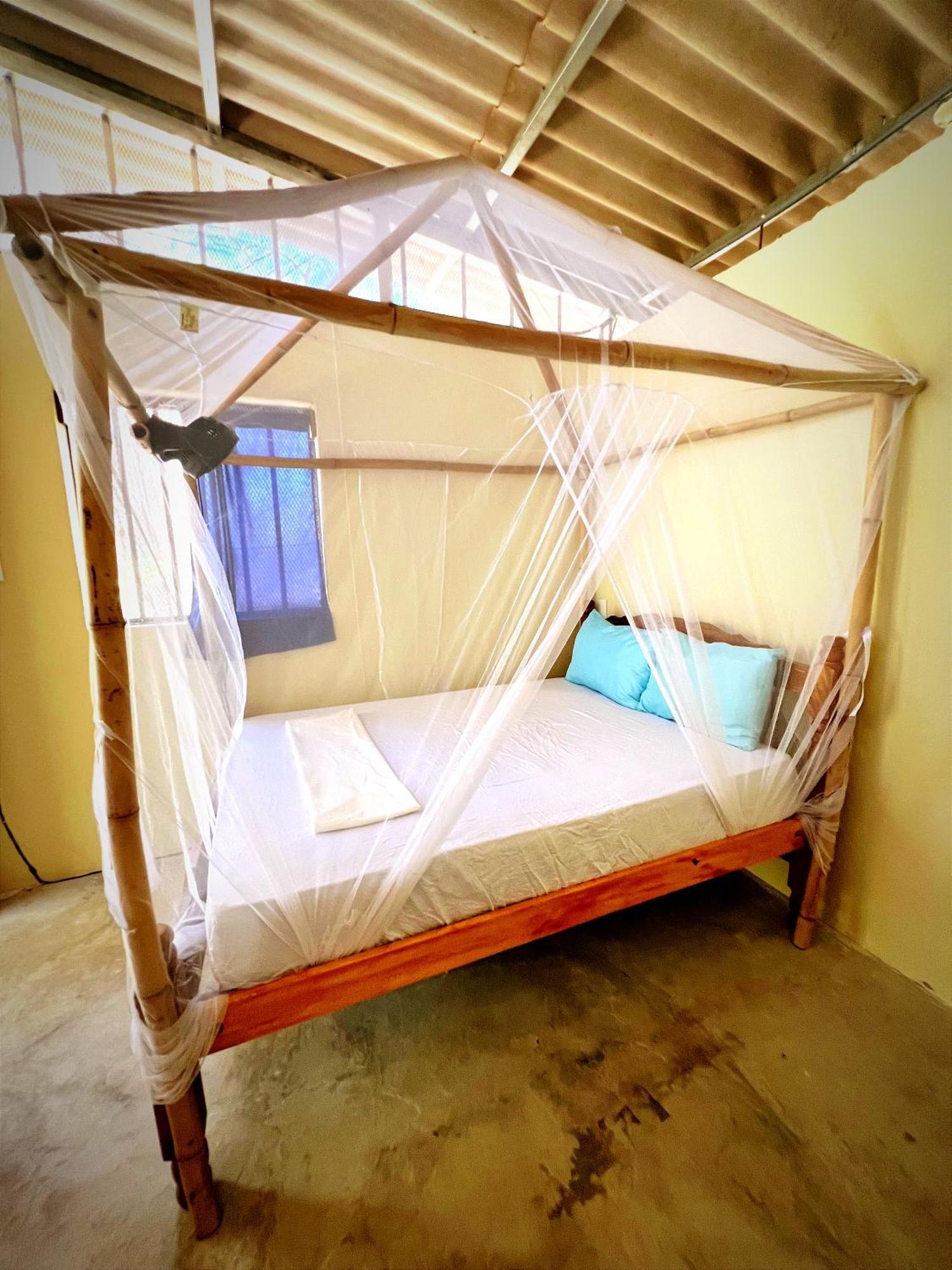 Raindance Hostel Santa Cruz Εξωτερικό φωτογραφία
