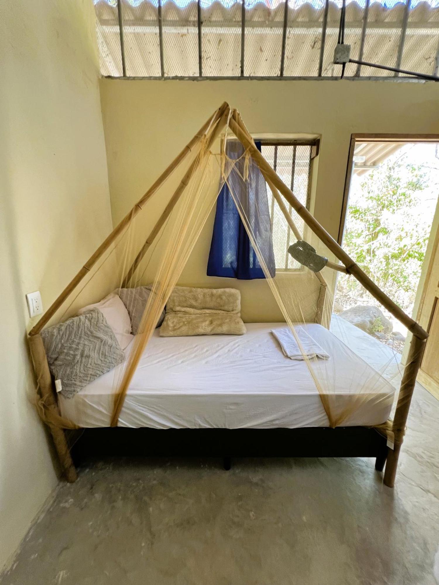 Raindance Hostel Santa Cruz Εξωτερικό φωτογραφία