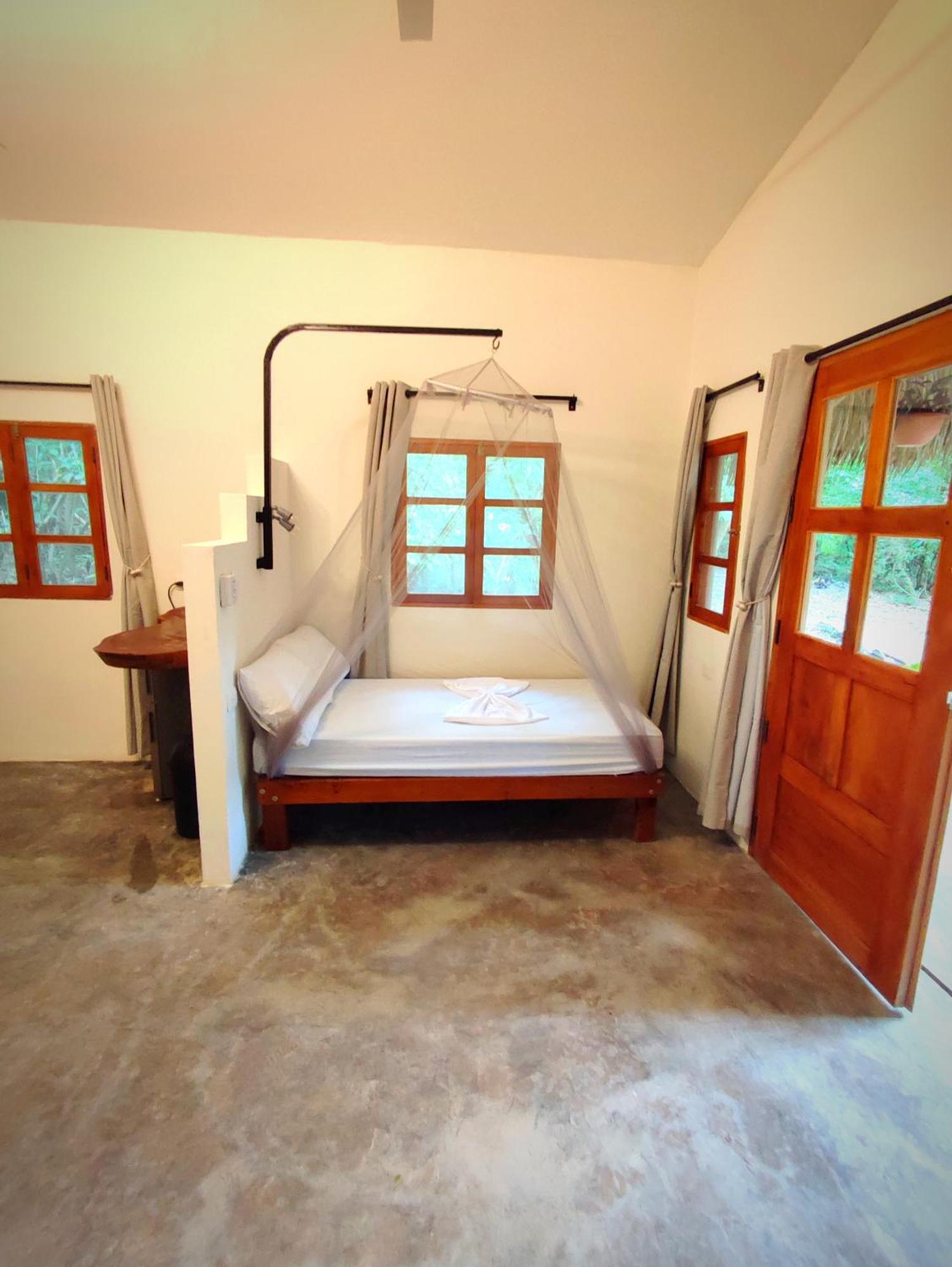 Raindance Hostel Santa Cruz Εξωτερικό φωτογραφία